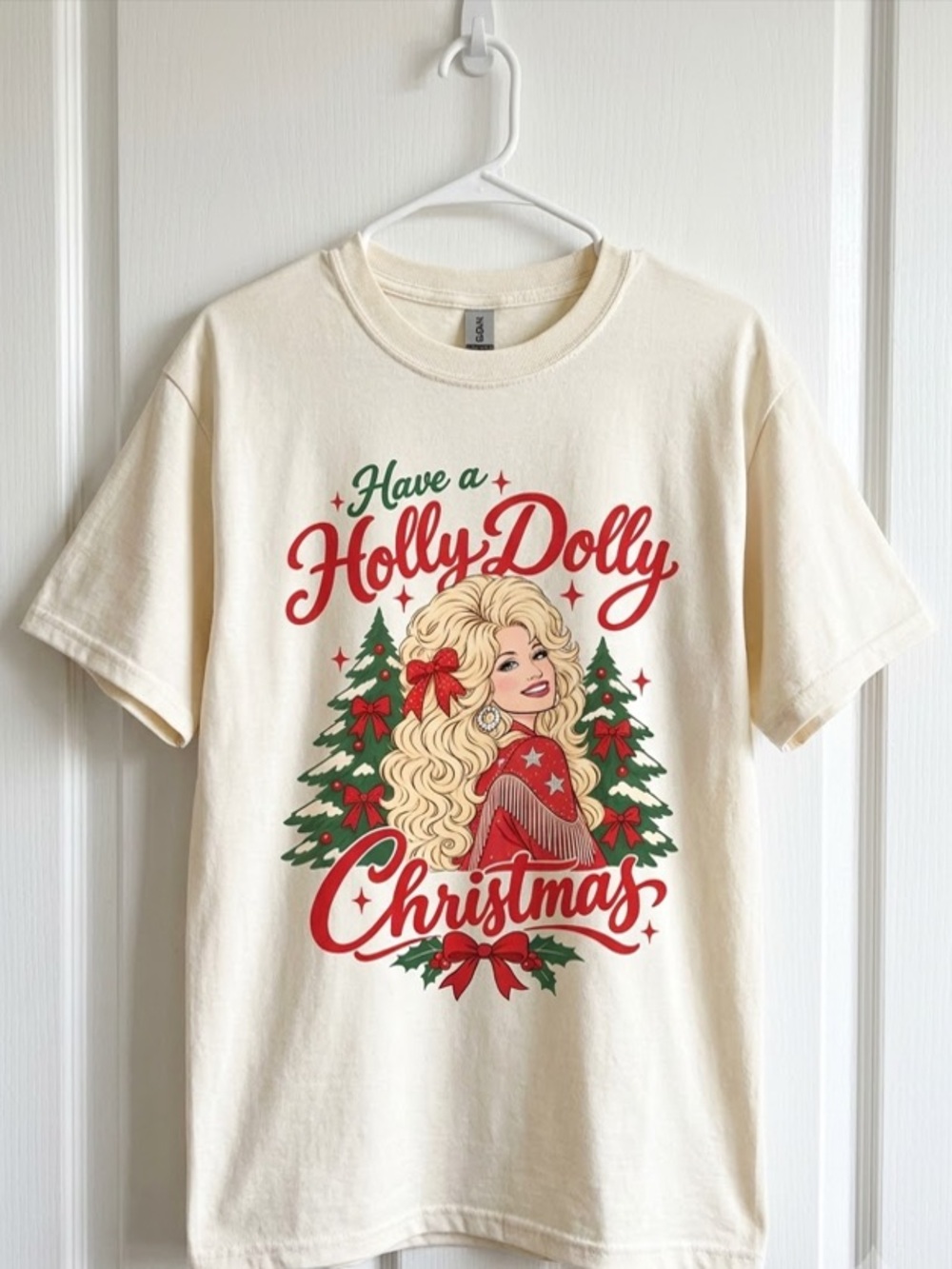 Gildan Cream 'Have a HollyDolly Christmas' Graphic Tee